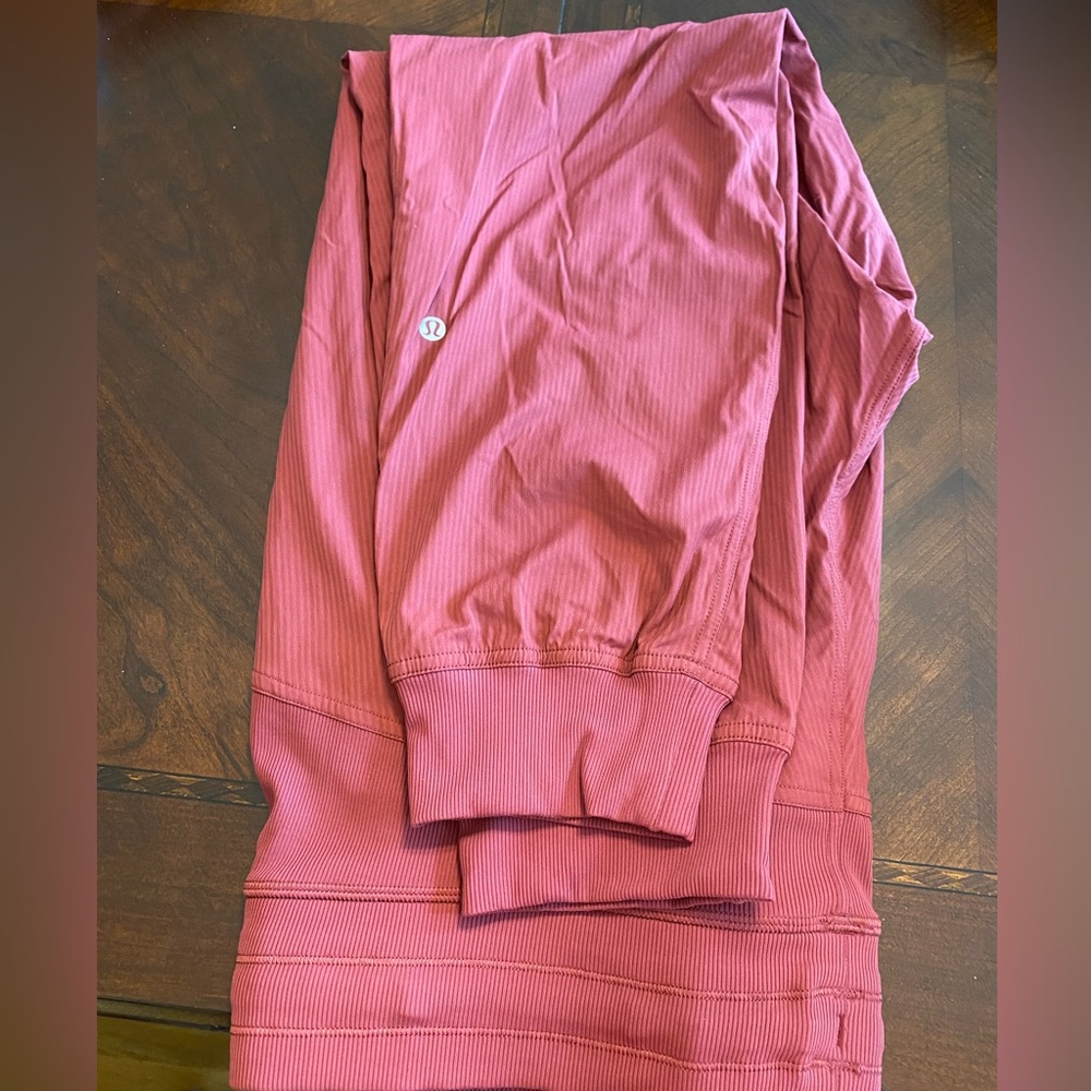 Lululemon nylon joggers! New w/o tags